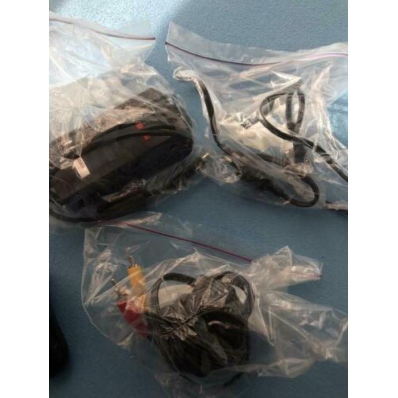 Playstation 2 + 2 controllers