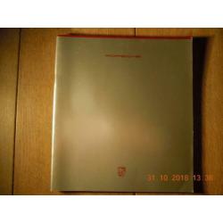 Verzamel folder Porsche met 911, 944 en 928. 24 Pagina s. Ne
