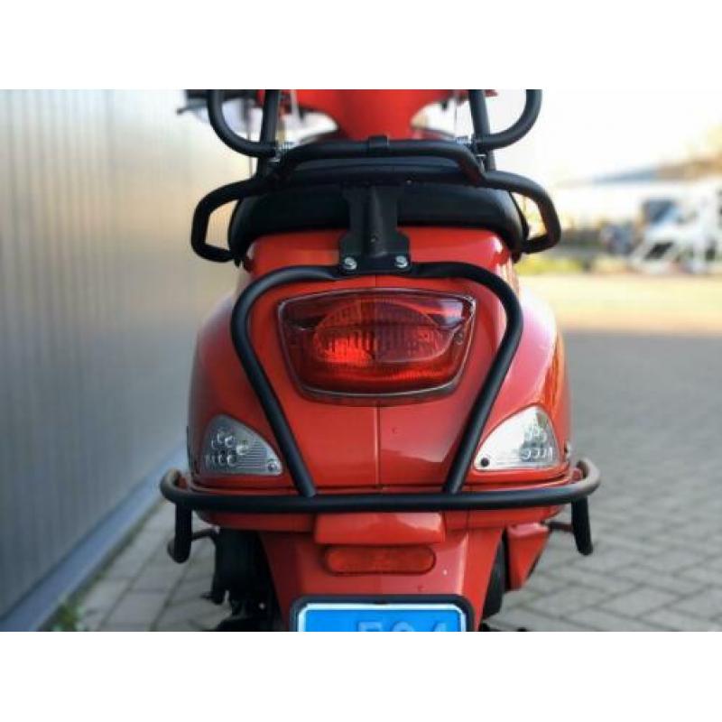 Vespa S Sport Snor 2013 ‘Ferrari Rood’ ‘Vol Optie’