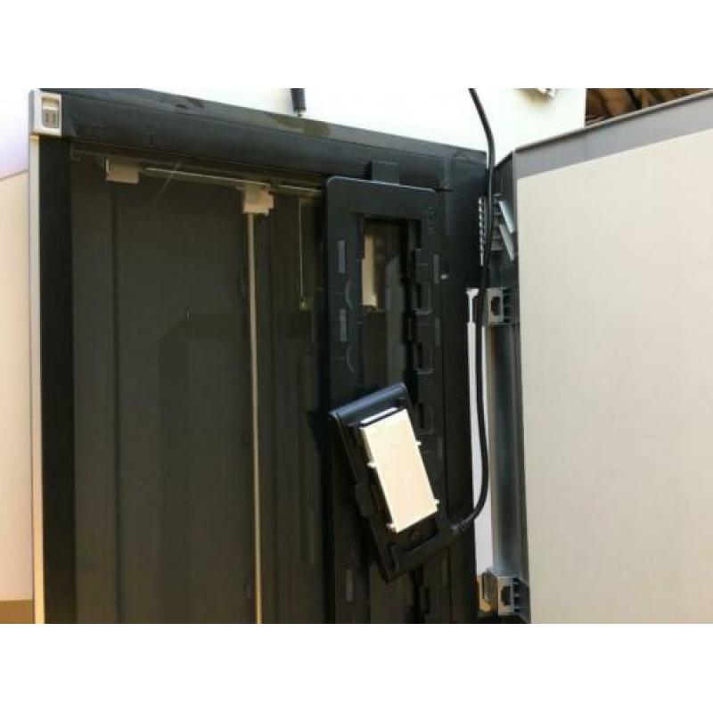 Scanner Canon Lide 700F