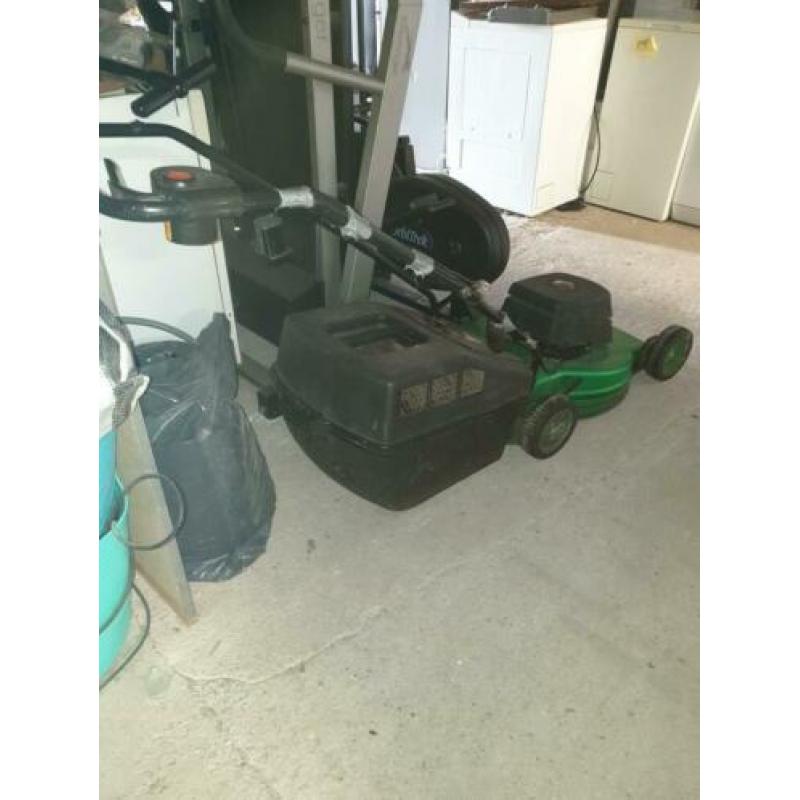 Grasmaaier elektrische grasmaaier 25 euro