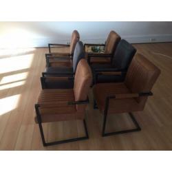 Industriële stoelen te koop