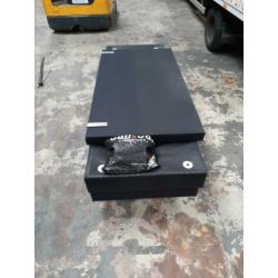 Zwarte boxspringbed 140 x 210 excl. matras