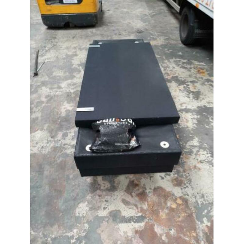 Zwarte boxspringbed 140 x 210 excl. matras
