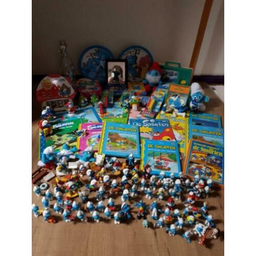 Grote verzameling smurfen