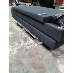 Zwarte boxspringbed 140 x 210 excl. matras