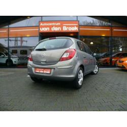 Opel Corsa 1.2-16V Cosmo Automaat Airco Cruise Controle Lmv