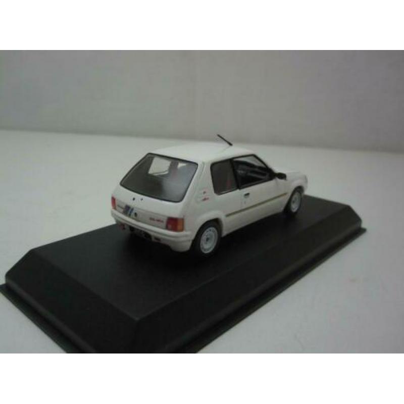 Peugeot 205 Rally 1988 1:43 Norev