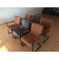 Industriële stoelen te koop