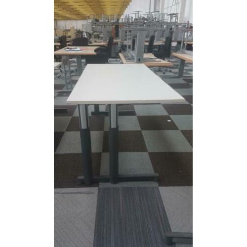 Bureau wit/creme blad 160x80 cm, KSB Breda BU302