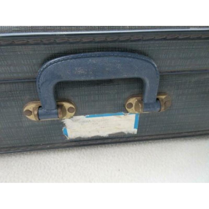 oude vintage koffer blauw met heel klein ruitje