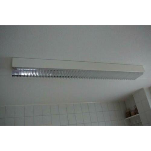 TL-plafondlamp met aluminium reflectierooster+ dwarslamellen