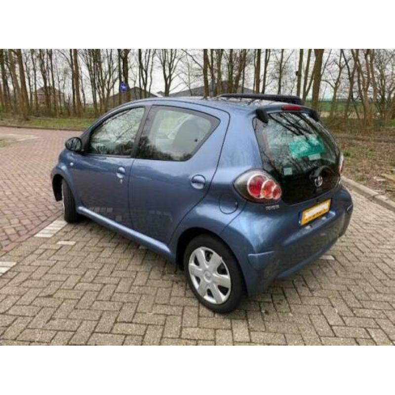 Toyota Aygo 1.0 12V VVT-I 5DRS airco