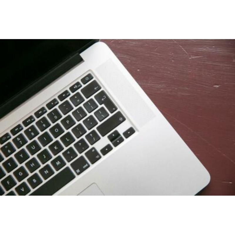 [Refurbished] MacBook Retina 15,4-Inch