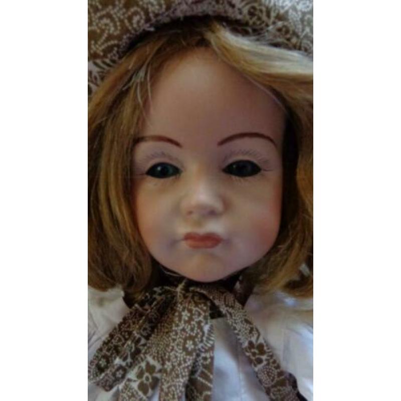 Twee vintage gemerkte poppen
