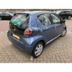 Toyota Aygo 1.0 12V VVT-I 5DRS airco