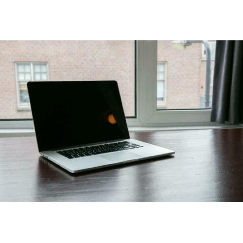 [Refurbished] MacBook Retina 15,4-Inch