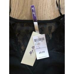 Zwarte nieuwe jumpsuit maat 38, valt als een ruime 40!