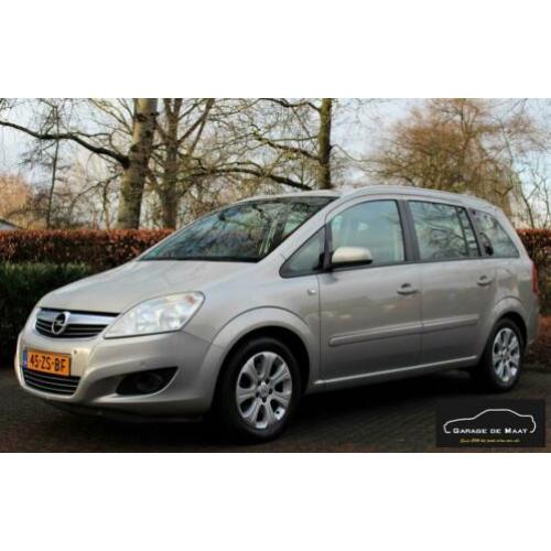 Opel Zafira 2.2 Temptation |Navi|PDC|7 Zits!|Trekhaak|NL-Aut
