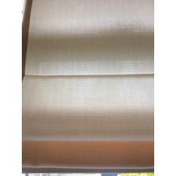 3 nette beige vouwgordijnen