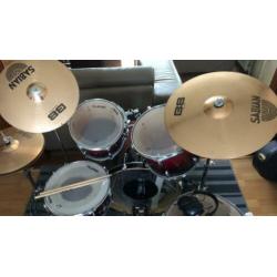 Platin drumstel met Sabian bekkens (complete set)