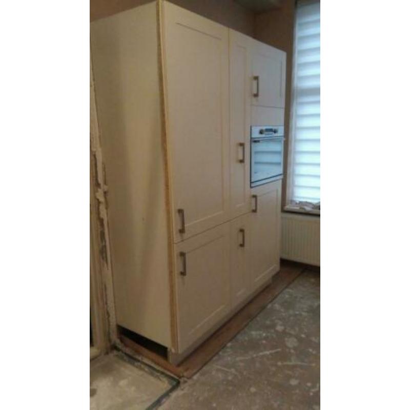 Mooie complete witte keuken! Zgan!