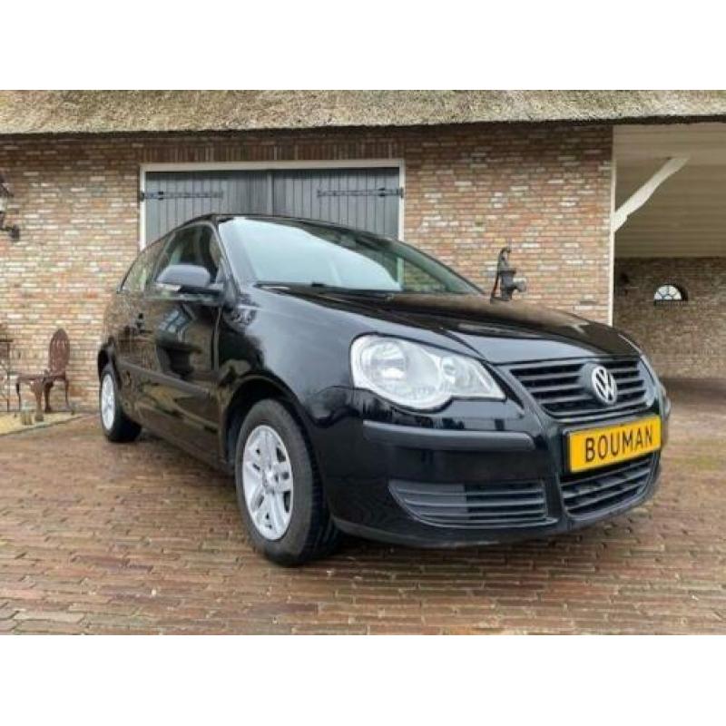 Volkswagen Polo 1.2 Trendline Airco - LM velgen - Nieuwe APK