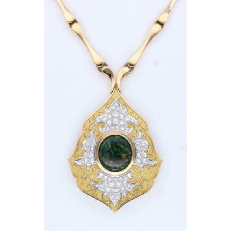 Gouden Choker 18 Kt met 5 Crt Diamanten & 8 Crt Zwarte Opaal