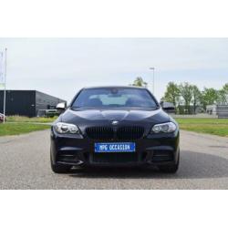 BMW 5-serie M550xd Navi, RSE, B&O, ACC, HUD, 360-Cam, Schuif