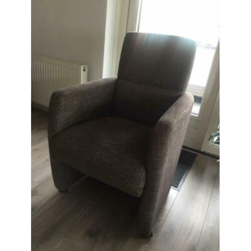Zgan fauteuil 2 stuks bruin met wieltjes. Zeer degelijk
