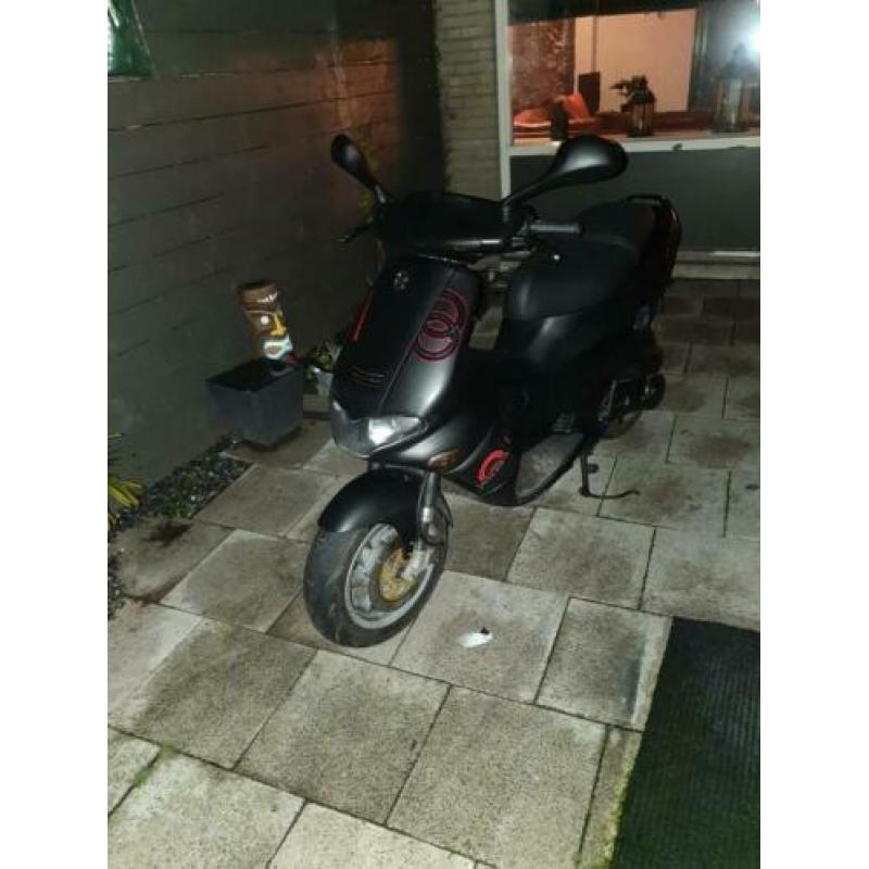 Gilera runner dark dream ( Duitse papieren )