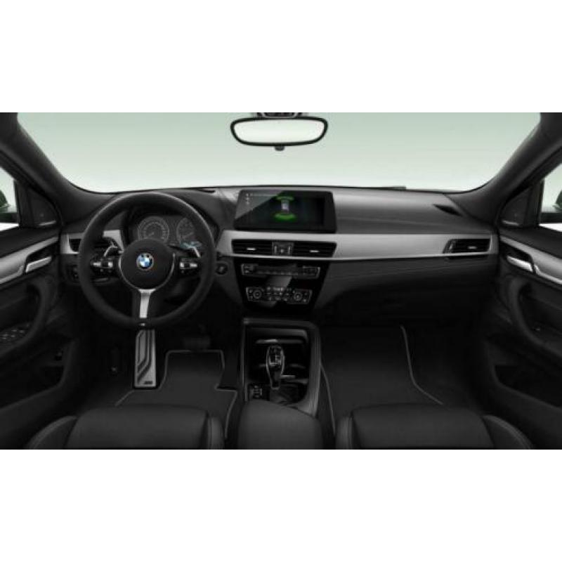 BMW X2 sDrive20iA High Executive Model M Sport / Uitgebreide