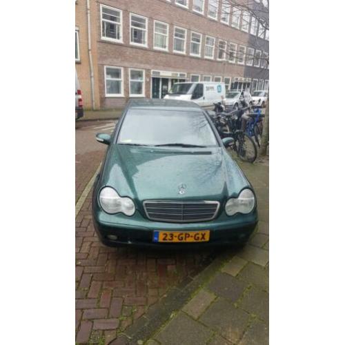 Mercedes C-Klasse 2.0 C200 Kompr Sedan AUT 2001 Groen