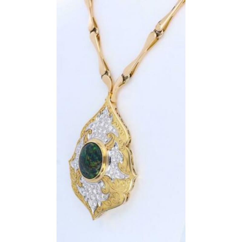 Gouden Choker 18 Kt met 5 Crt Diamanten & 8 Crt Zwarte Opaal