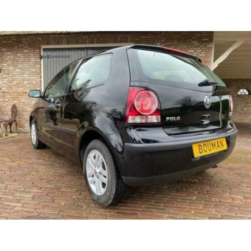 Volkswagen Polo 1.2 Trendline Airco - LM velgen - Nieuwe APK