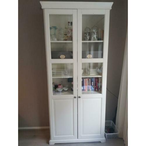 Ikea liatorp vitrinekast