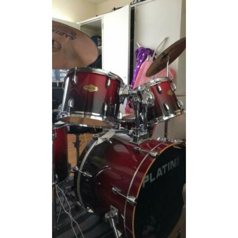 Platin drumstel met Sabian bekkens (complete set)