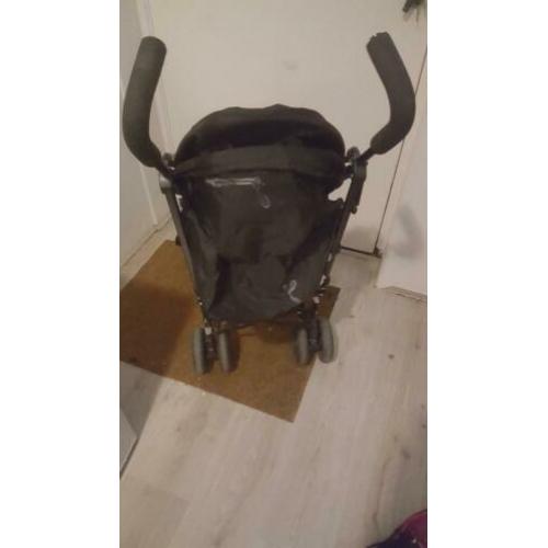 Buggie zwart inklapbare makkelijk met vervoeren