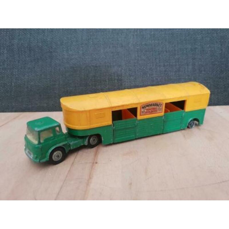 Corgi toys bedford paardenwagen