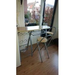 Keukentafel bartafel met twee krukken