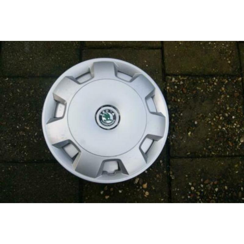 Wieldoppen Skoda Fabia 14 inch