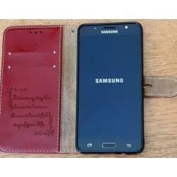 Samsung Galaxy J5 2016 zwart in doos met hoesje als nieuw.