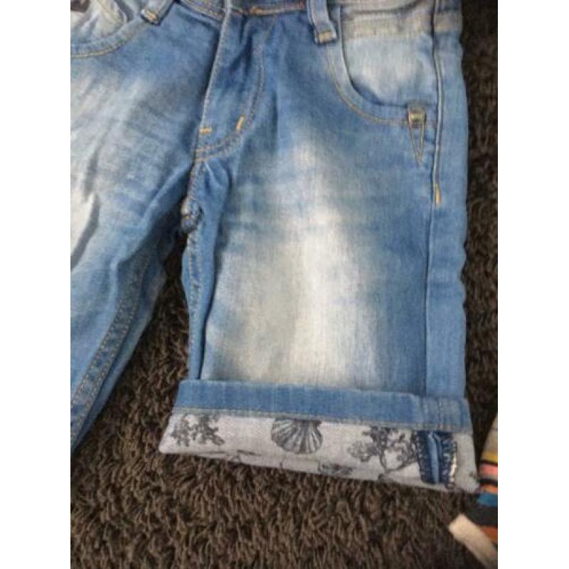 Vrolijke set 116 jongen