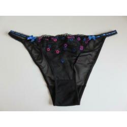 Hunkemoller slip zwart transparant met bloemetjes maat M