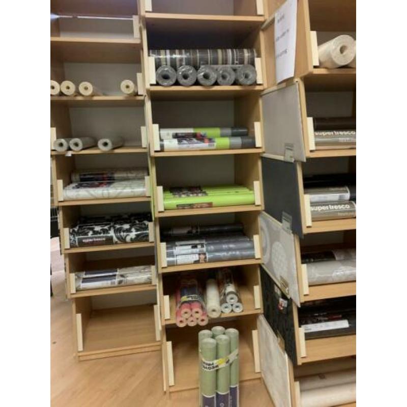 Uitverkoop behang rollen 50% korting