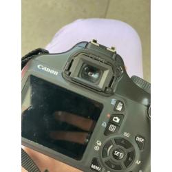 Canon 1100D (BODY)