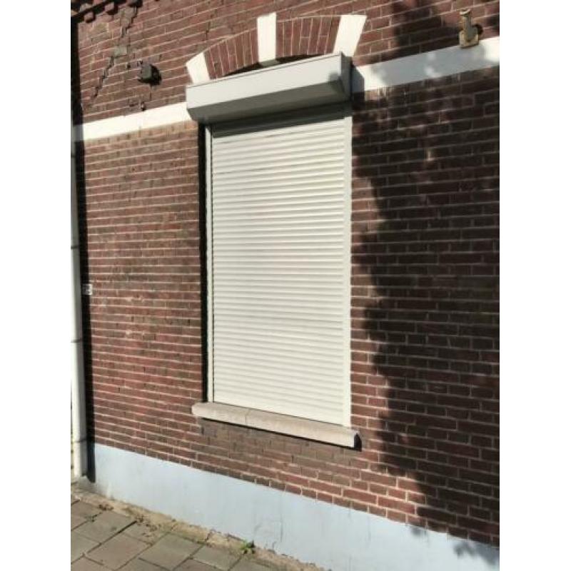 Rolluiken te koop afmetingen 214x107 cm
