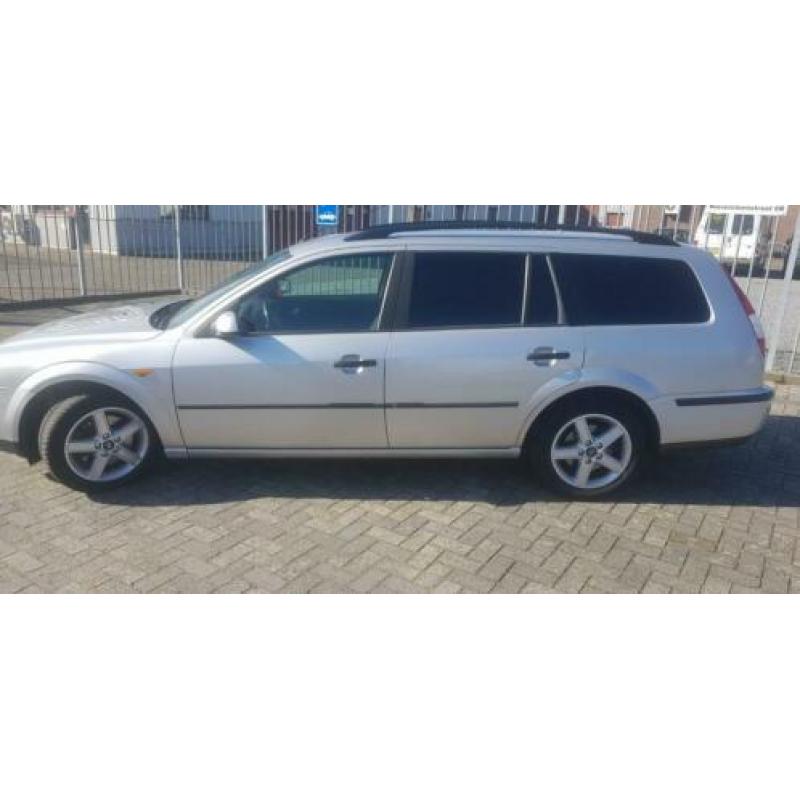 Ford Mondeo 1.8 16V 81KW Wagon 2002 Grijs