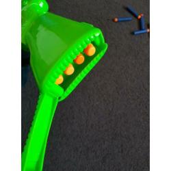 Nerf Pliancy bullet gun met 10 pijlen.