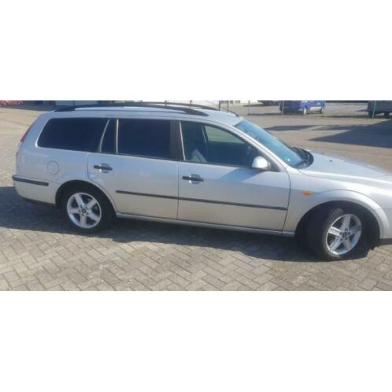 Ford Mondeo 1.8 16V 81KW Wagon 2002 Grijs